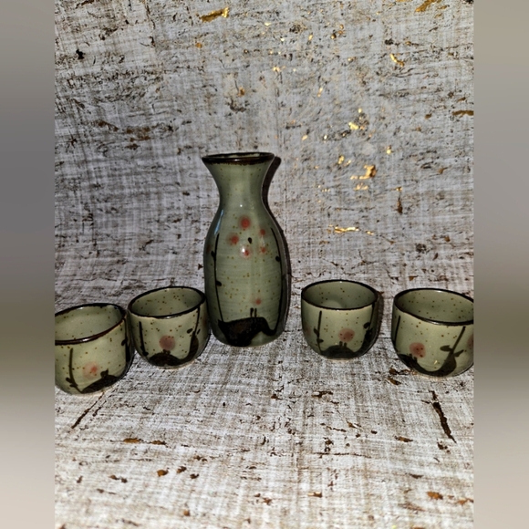 Japanese Saki Set - Picture 1 of 6
